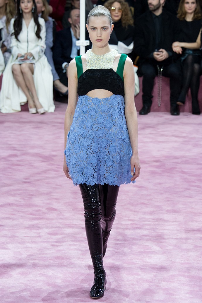 Fashion-Design-Weeks-Versage-and-Dior-Spring-2015-Couture-Donatella-Versace