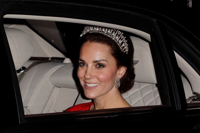 Be Amazed By The Precious Jewels From Kate Middleton ➤ To see more news about fashion visit us at www.fashiondesignweeks.com #fashiontrends #fashiontips #celebritystyle #elisabethmoments #fashiondesigners @fashiondesignweeks @elisabethmoments